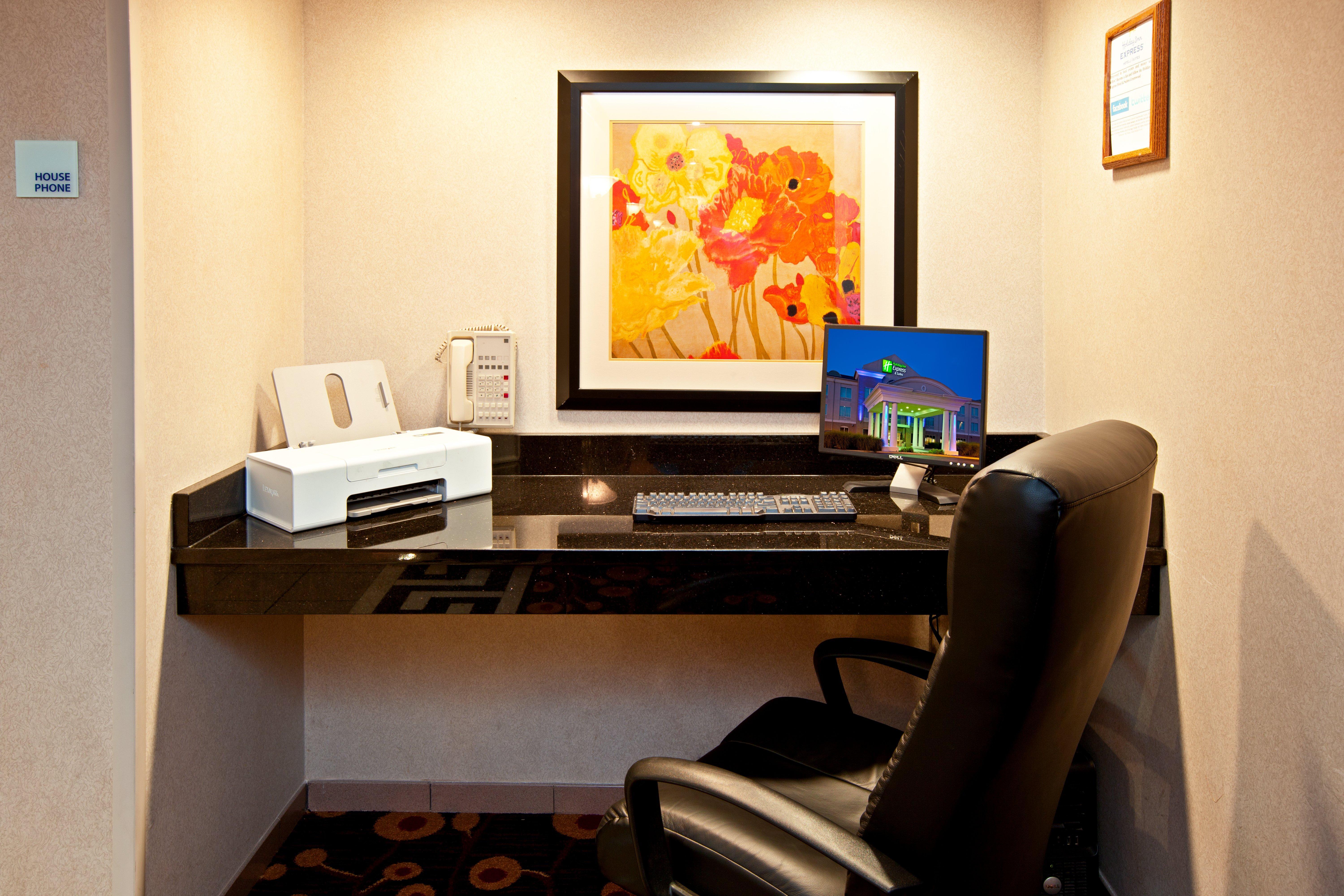 Holiday Inn Express Hotel & Suites Greenwood Chambre photo