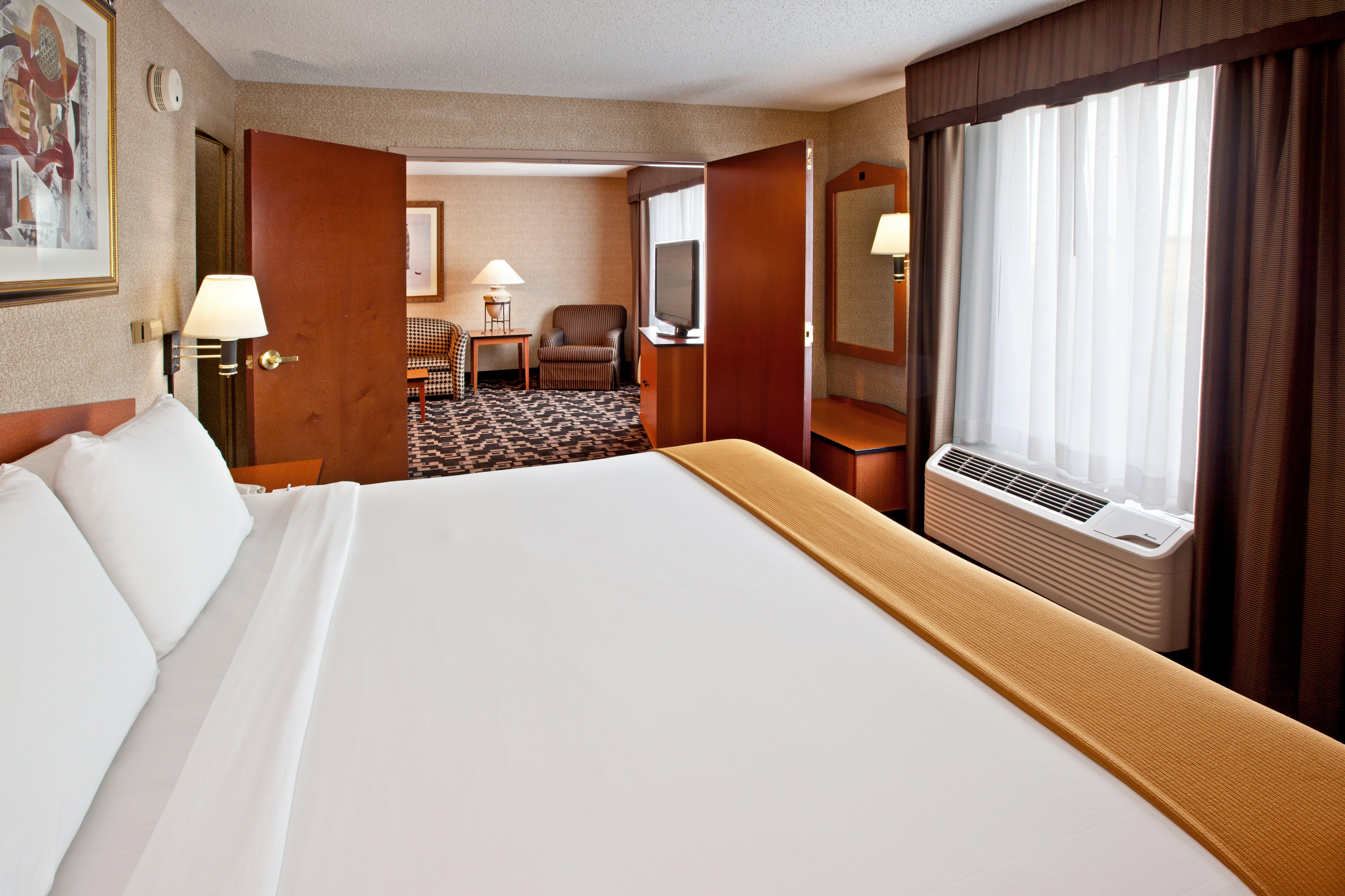 Holiday Inn Express Hotel & Suites Greenwood Chambre photo