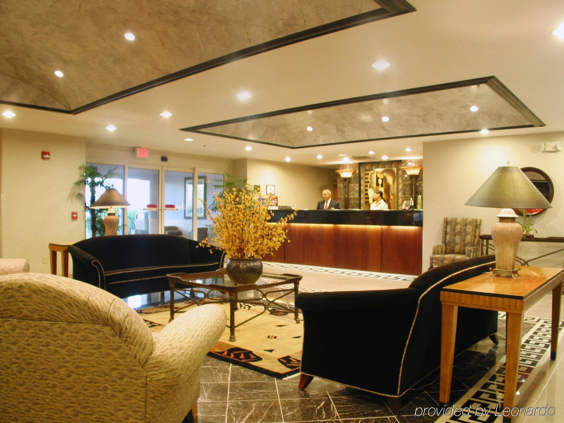 Holiday Inn Express Hotel & Suites Greenwood Extérieur photo